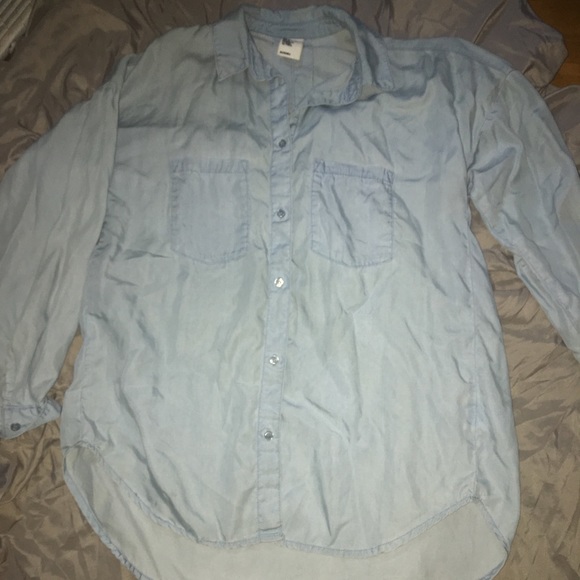 H&M Tops - Blue jean button down shirt. Cotton material